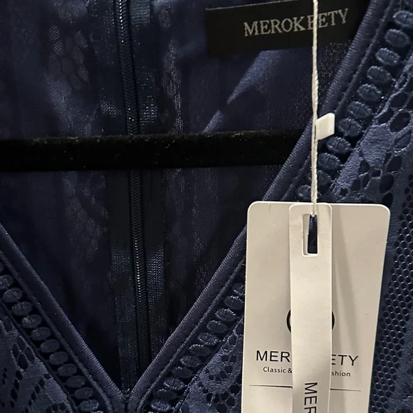 NWT Chic Navy Lace Maxi Dress - Picture 11 of 14